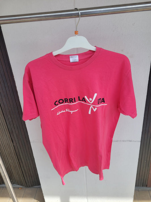 T-shirt Vintage Rose Salvatore Ferragamo Corri La Vita Firenze 2015 – Tee Shirt Oversize Homme/Femme