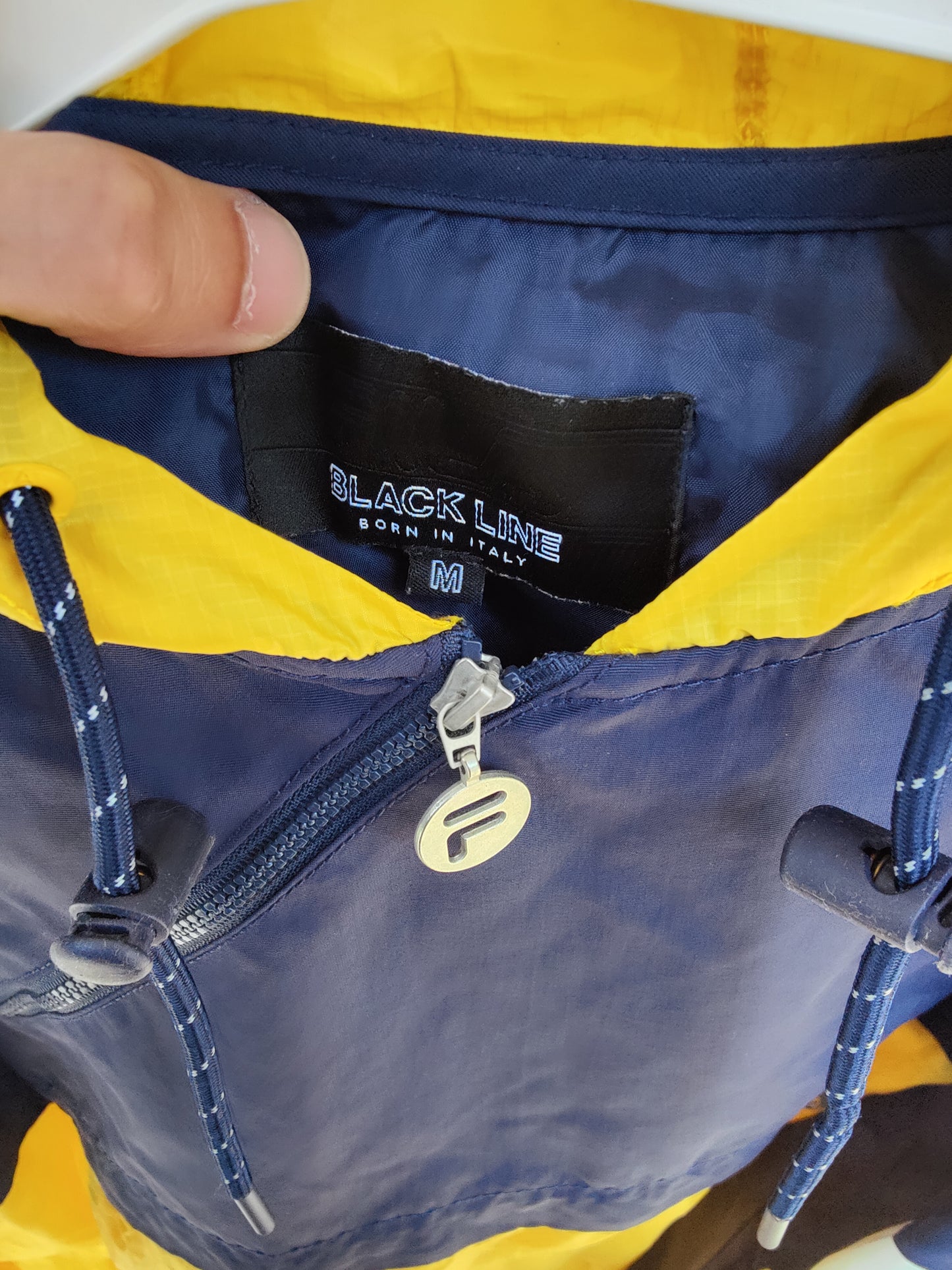 Coupe-Vent Fila Black Line Vintage - Bleu & Jaune - Taille M - Excellent État