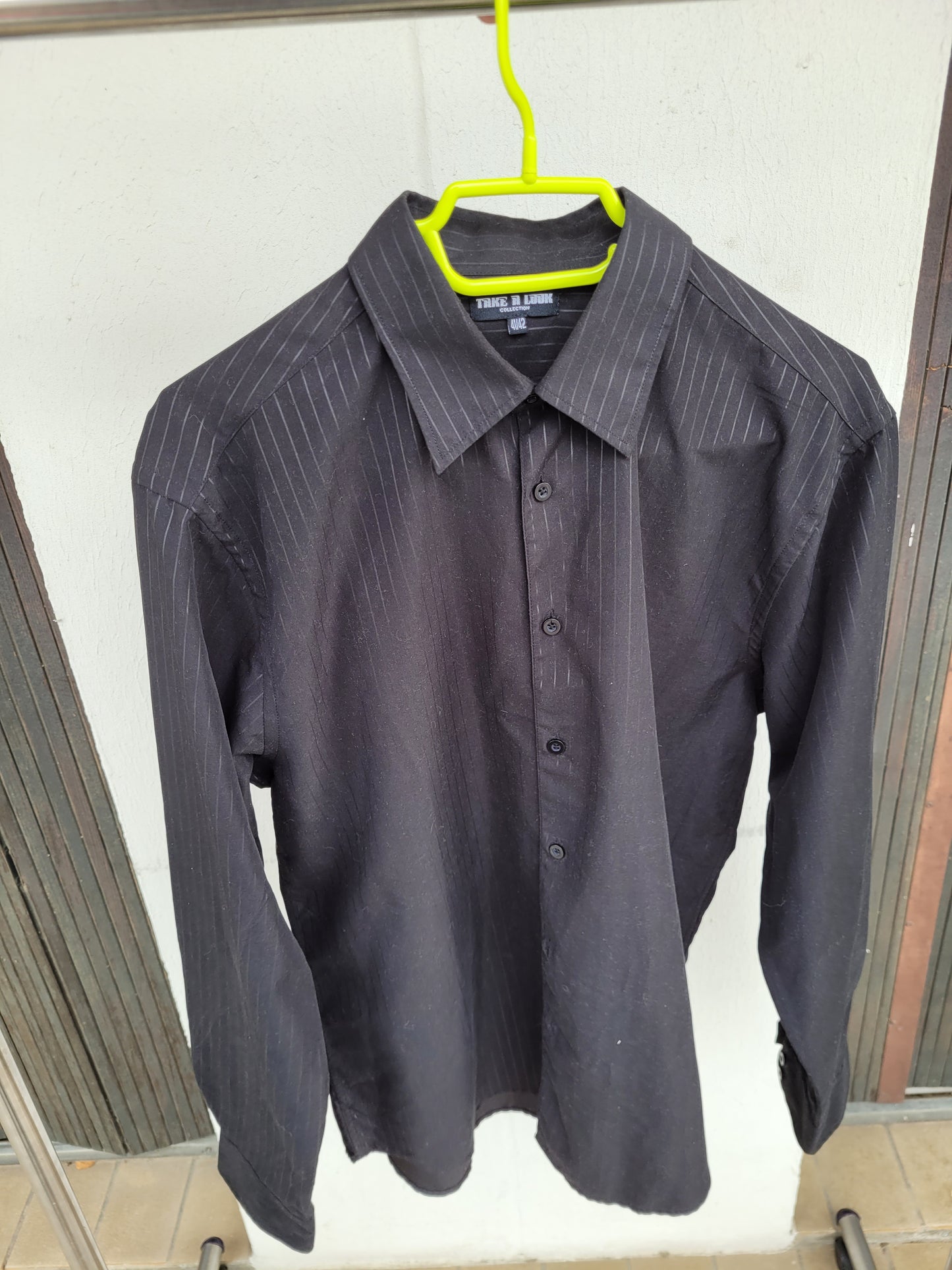 Chemise Noire Rayures Homme Take A Look 41/42 – Style Mafia Chic Y2K