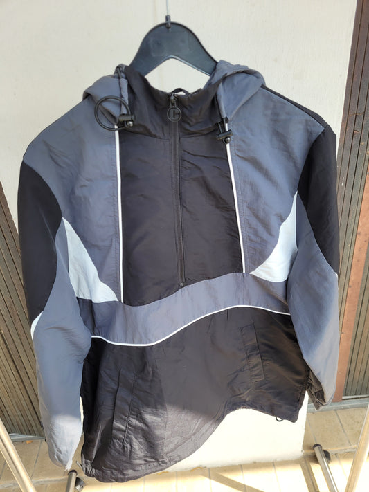 Veste Coupe-Vent FSBN Noir & Gris Homme – Anorak Léger à Capuche Streetwear Taille M